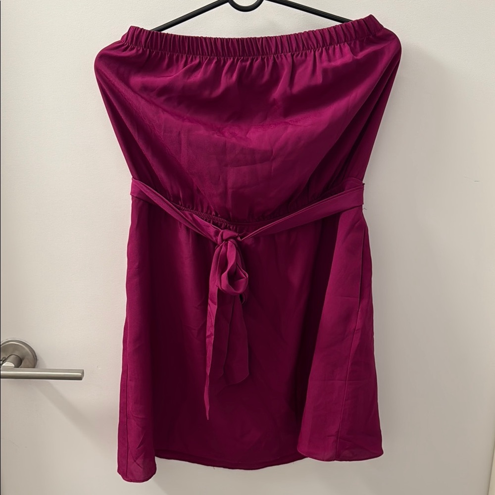 Express Strapless Dress in Rich Magenta
